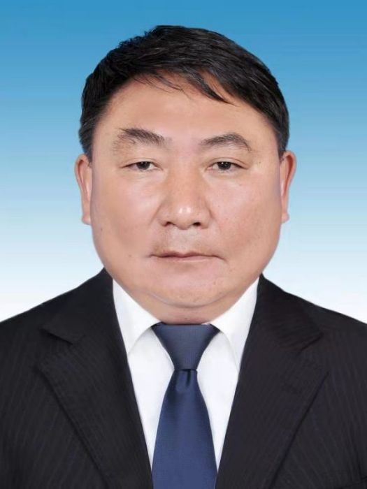 張德華(雲南省曲靖市富源縣人民政府黨組成員、二級調研員) 張德華(雲南省曲靖市富源縣人民政府黨組成員、二級調研員)