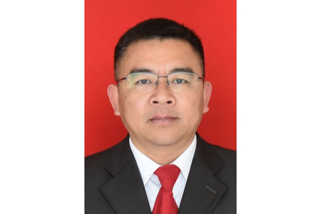 胡德華(長沙市寧鄉市巷子口鎮黨委委員、武裝部長、副鎮長) 胡德華(長沙市寧鄉市巷子口鎮黨委委員、武裝部長、副鎮長)