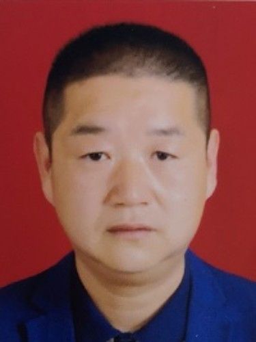 李鑫(安徽省阜陽市阜南縣重點工程建設管理服務中心黨組成員) 李鑫(安徽省阜陽市阜南縣重點工程建設管理服務中心黨組成員)