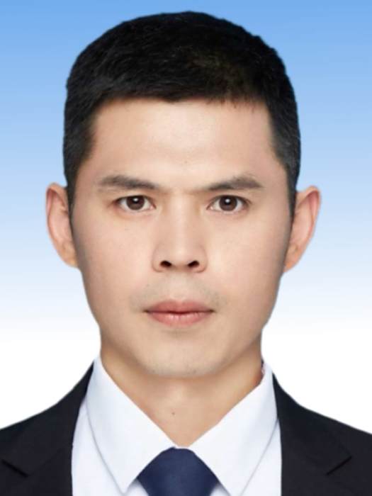 孔慶森(浙江省寧波市海曙區綜合行政執法局四級調研員) 孔慶森(浙江省寧波市海曙區綜合行政執法局四級調研員)