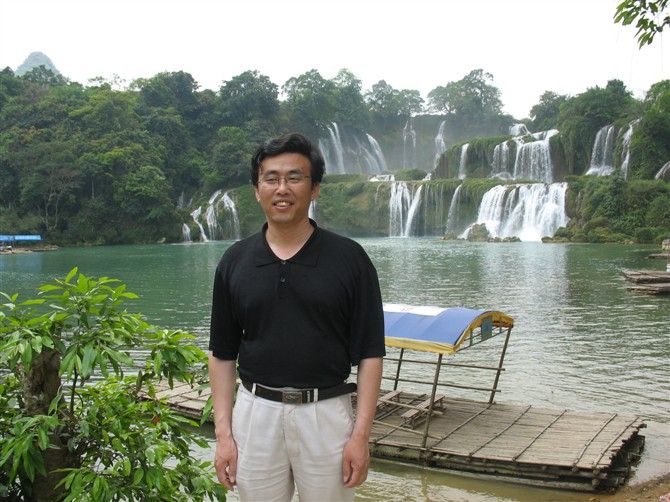 劉幸福(廣西北部灣職業技術學校講師、經濟師) 劉幸福(廣西北部灣職業技術學校講師、經濟師)