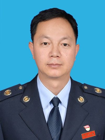 張玉華(國家稅務總局德宏州稅務局黨委委員、紀檢組組長) 張玉華(國家稅務總局德宏州稅務局黨委委員、紀檢組組長)