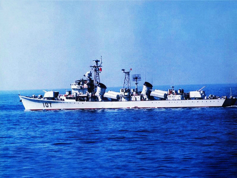 051型驅逐艦107號