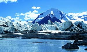 各拉丹東冰川自然景色