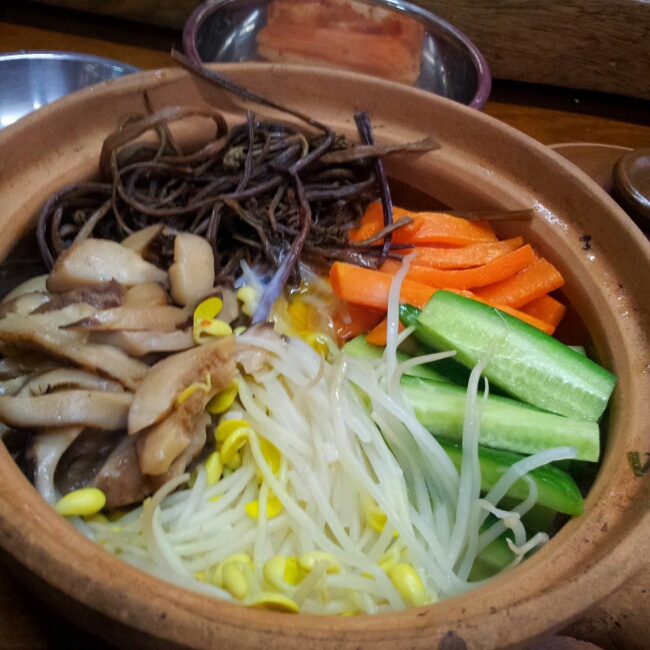 韓式砂鍋拌飯