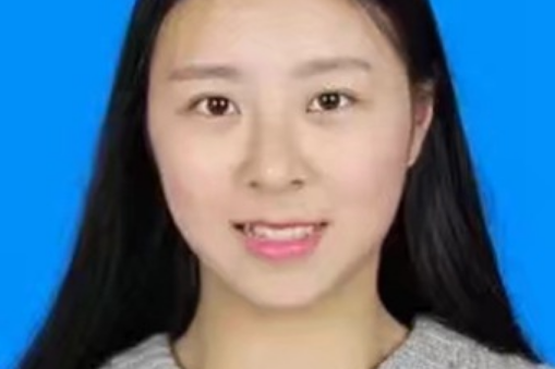 向秋梅 向秋梅