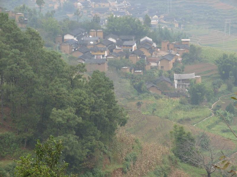 地心村(雲南省楚雄南華縣馬街鎮下轄村) 地心村(雲南省楚雄南華縣馬街鎮下轄村)