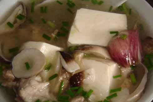 豬肝草菇湯 豬肝草菇湯
