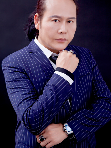 何偉銘 何偉銘