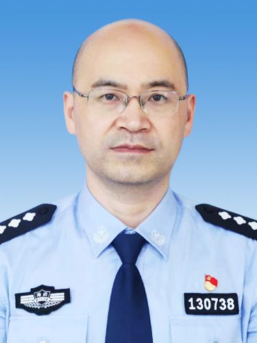 李放(湖南省婁底市雙峰縣人民政府副縣長、縣公安局局長) 李放(湖南省婁底市雙峰縣人民政府副縣長、縣公安局局長)