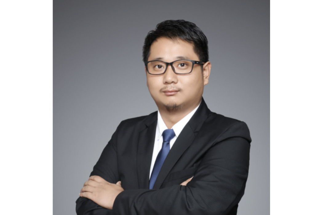 王旭(波列西耶國立大學經濟學博士)
