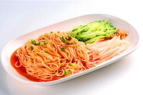 多彩涼麵