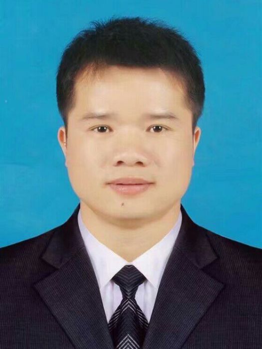 楊俊(貴州省黔東南州施秉縣統計局副局長) 楊俊(貴州省黔東南州施秉縣統計局副局長)