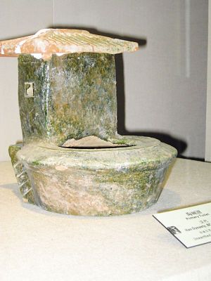古代石馬桶