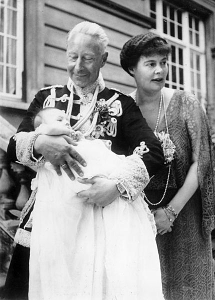 1934年威廉皇儲和他的妻子