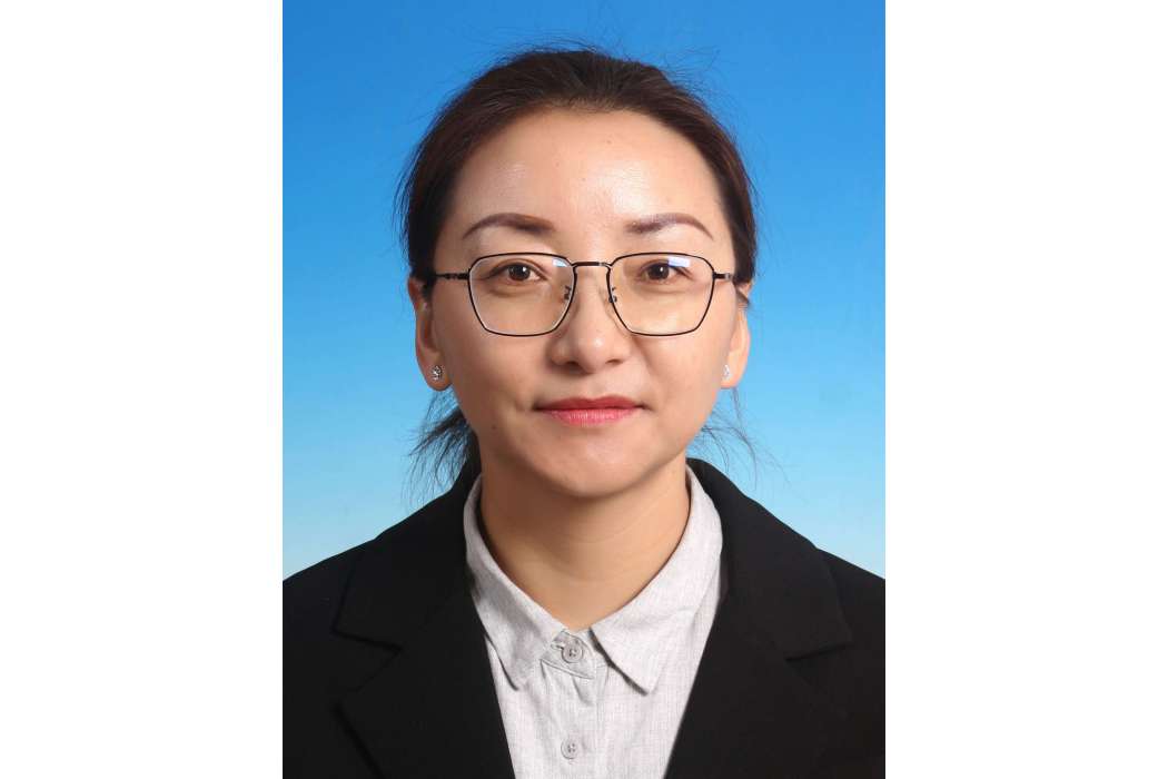 巴桑卓瑪(西藏自治區教育廳黨組成員、副廳長) 巴桑卓瑪(西藏自治區教育廳黨組成員、副廳長)