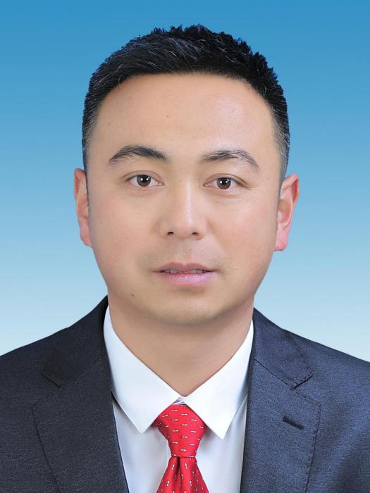 楊俊(保山市衛生健康委員會黨組成員、副主任) 楊俊(保山市衛生健康委員會黨組成員、副主任)