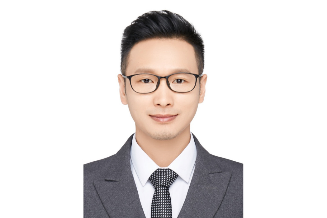 徐春華(易點生活創始人)