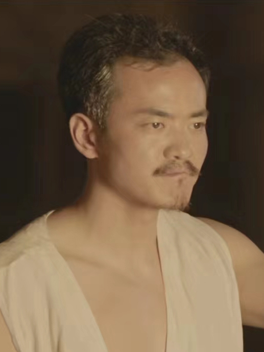 烏力吉(電影《古堡守靈人》中的角色) 烏力吉(電影《古堡守靈人》中的角色)