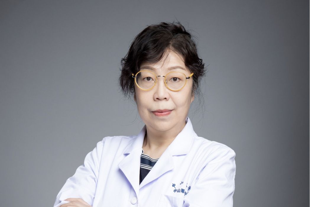 康瑛(中山大學中山眼科中心斜視弱視專科副教授) 康瑛(中山大學中山眼科中心斜視弱視專科副教授)