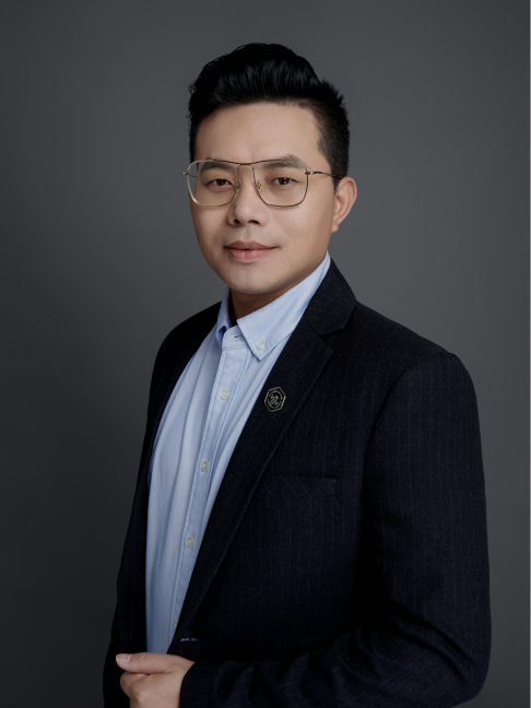 劉津津(鼎植醫生集團聯合創始人) 劉津津(鼎植醫生集團聯合創始人)