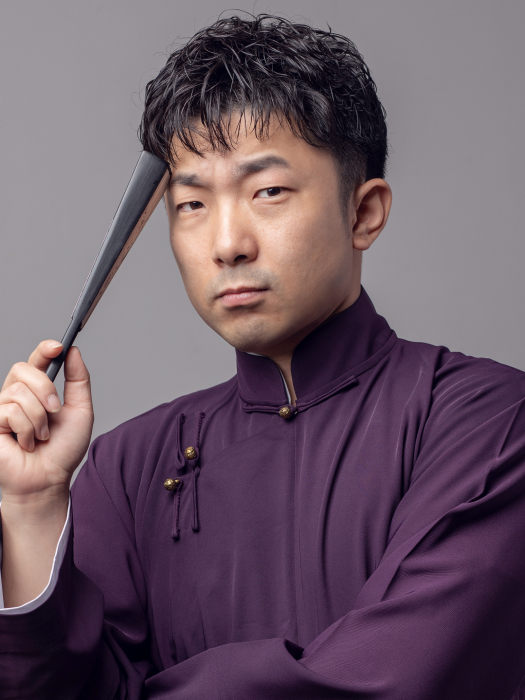 周玉峰(相聲快板書演員、曲藝演員) 周玉峰(相聲快板書演員、曲藝演員)