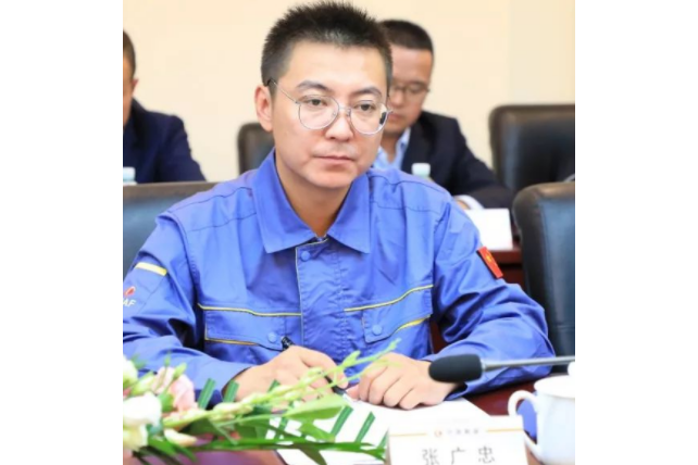 張廣忠(中國航空油料集團青海分公司安全技術部副經理) 張廣忠(中國航空油料集團青海分公司安全技術部副經理)