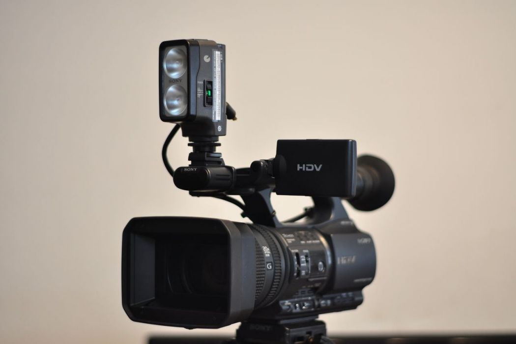 索尼HDR-FX1000E(索尼 HDR-FX1000E) 索尼HDR-FX1000E(索尼 HDR-FX1000E)
