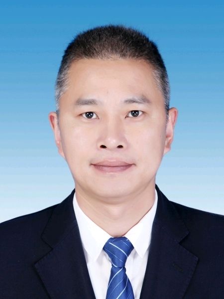 黃斌(浙江省金華市浦江縣退役軍人事務局優撫科科長) 黃斌(浙江省金華市浦江縣退役軍人事務局優撫科科長)