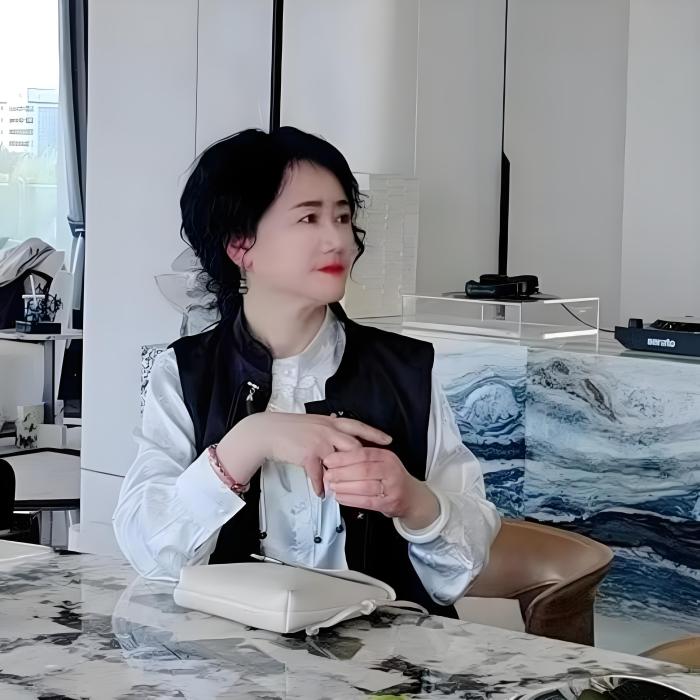 曉麗姐一家 曉麗姐一家