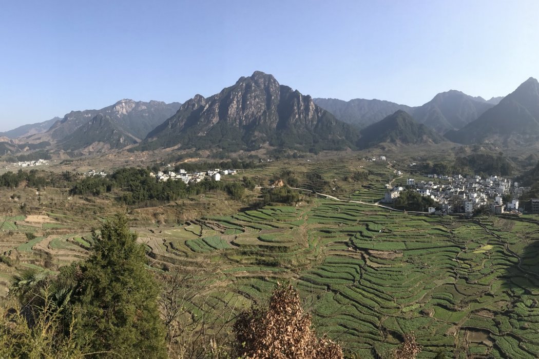 幸福村(安徽省宣城市績溪縣下轄村) 幸福村(安徽省宣城市績溪縣下轄村)
