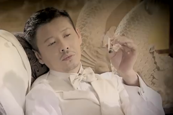 阿多(年代情感劇《旗袍傳奇》中的角色) 阿多(年代情感劇《旗袍傳奇》中的角色)