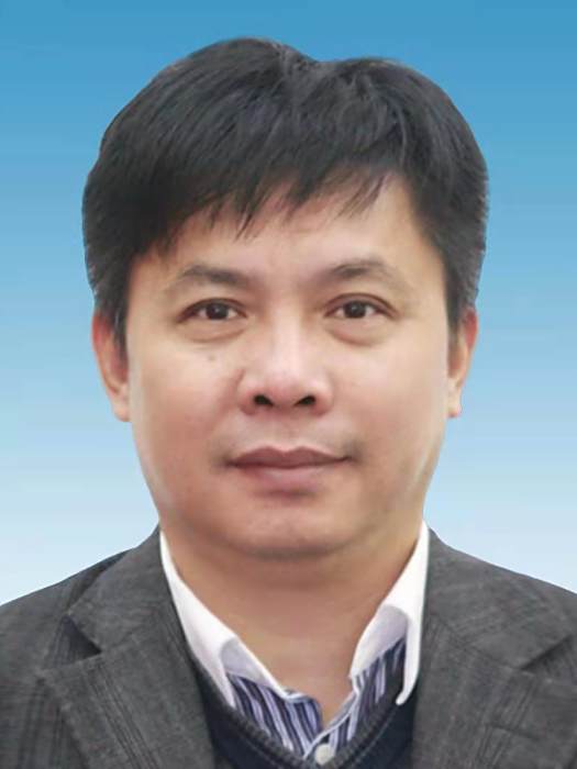 蔣俊(湖南省發展和改革委員會黨組成員、副主任) 蔣俊(湖南省發展和改革委員會黨組成員、副主任)