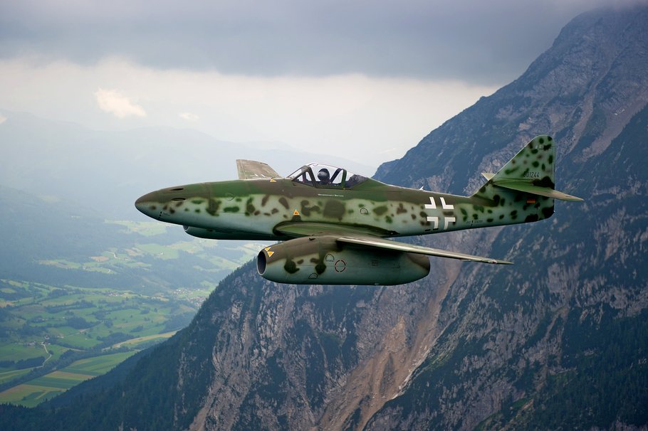 梅塞施米特Me262(Me262噴氣式戰鬥機)