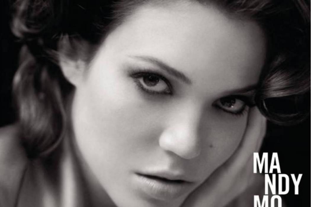 EverBlue(Mandy Moore演唱的歌曲) EverBlue(Mandy Moore演唱的歌曲)