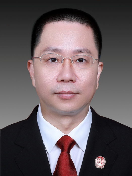 譚濱(上海市高級人民法院政治部主任) 譚濱(上海市高級人民法院政治部主任)