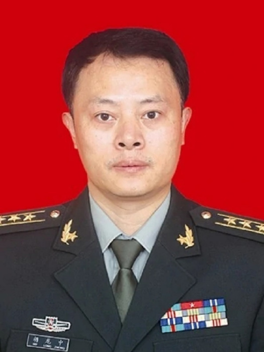 胡龍中 胡龍中
