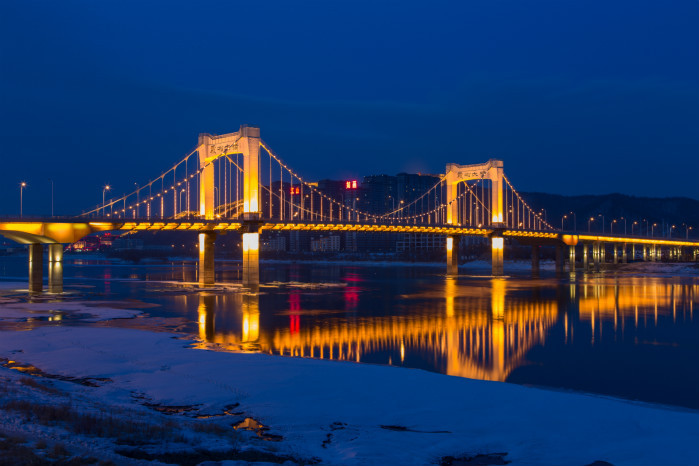 霧凇大橋 霧凇大橋