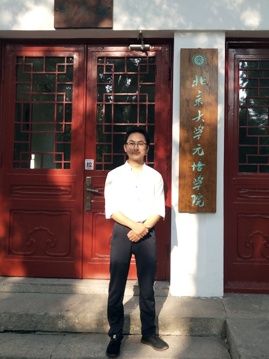 郝富強(策展人、媒體人) 郝富強(策展人、媒體人)