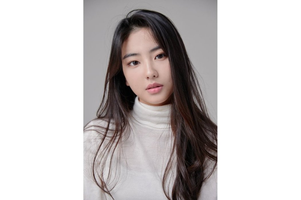 河律莉