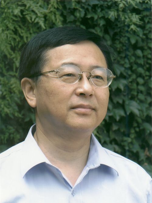魏洪丘 魏洪丘