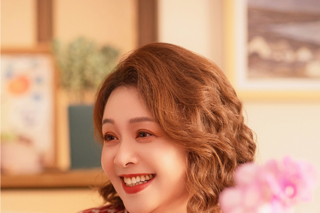 趙美蘭(《治癒繫戀人》中的角色,由崔奕飾演) 趙美蘭(《治癒繫戀人》中的角色,由崔奕飾演)
