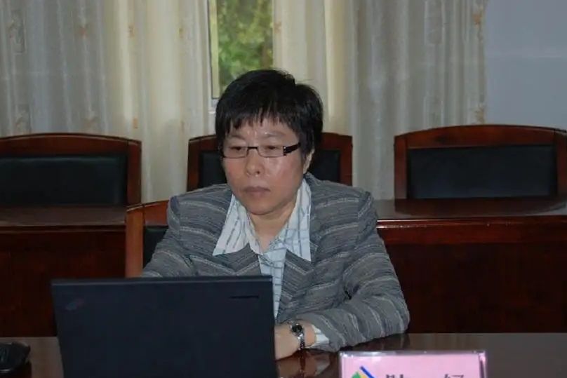 陳舒(中船防務監事) 陳舒(中船防務監事)