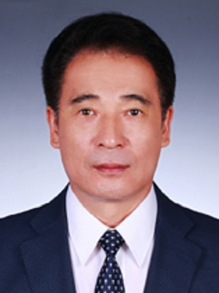 劉長青(瀋陽市渾南區衛生健康局黨組書記、局長) 劉長青(瀋陽市渾南區衛生健康局黨組書記、局長)