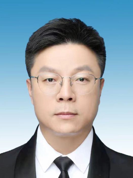 趙光(遼寧省葫蘆島市綏中縣委常委、縣政府黨組副書記、縣政府常務副縣長) 趙光(遼寧省葫蘆島市綏中縣委常委、縣政府黨組副書記、縣政府常務副縣長)