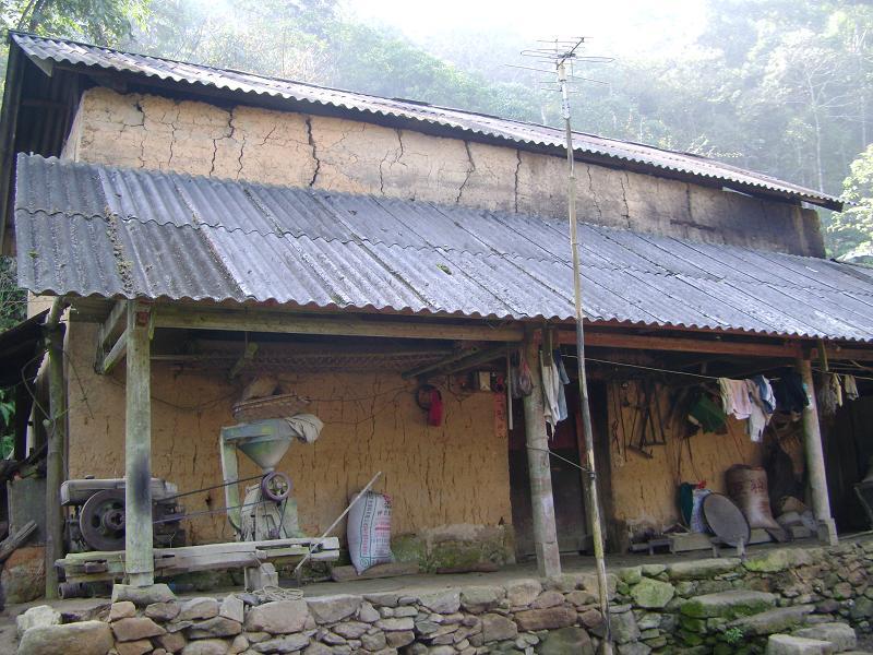 牛坪子村 牛坪子村
