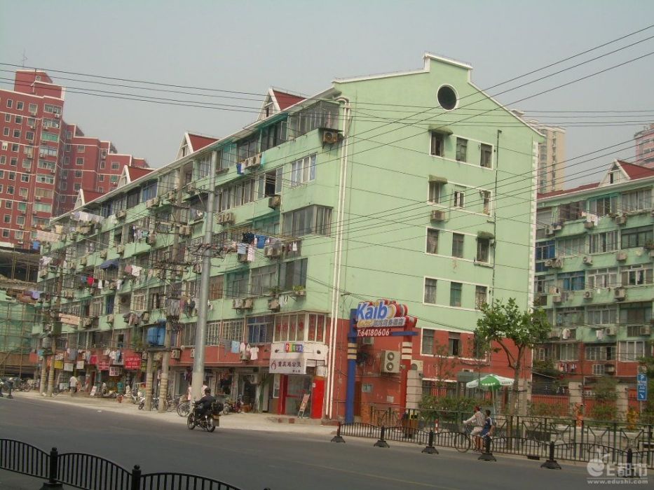 斜土路1358弄 斜土路1358弄