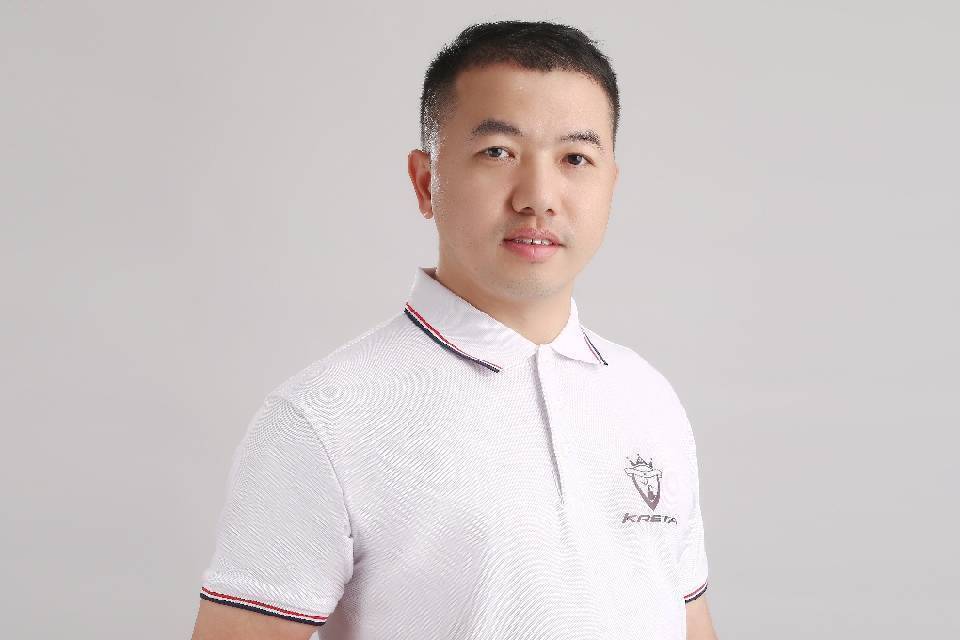 張家煒(東莞市邁納斯航空技術有限公司總裁創始人) 張家煒(東莞市邁納斯航空技術有限公司總裁創始人)