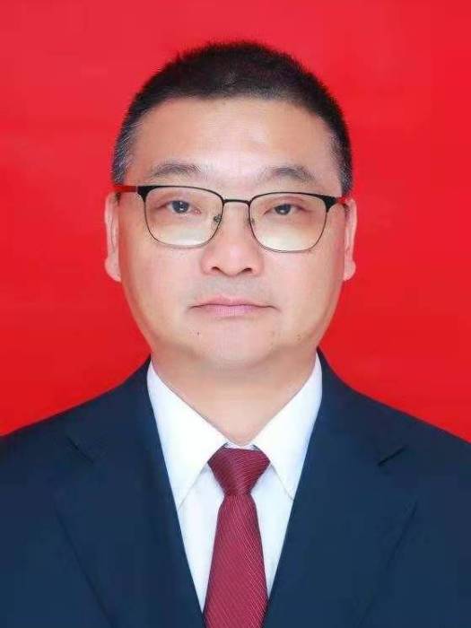 何澤良 何澤良