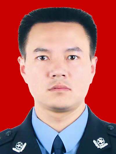 李偉(湖北省孝感市雲夢縣政府副縣長、公安局黨委書記、局長、督察長)